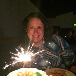 Meet your Posher, Annette